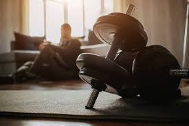 玫瑰德比，和气收场！库尼亚闪电扳平续命，曼联1比1利兹联